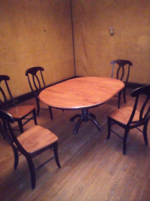 Napoleon Dining Room Table And Six Chairs