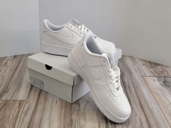 Air force 1s size 10.5