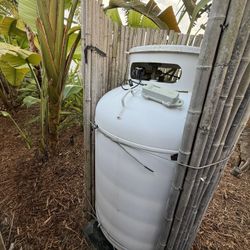 120 GALLON VERTICAL ABOVE GROUND 46' LENGTH (420#) (WHITE) LP GAS TANK