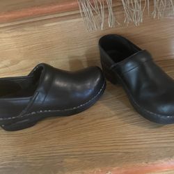DANSKO PRO black 38 Nurses Restuarant Flight Attendants 