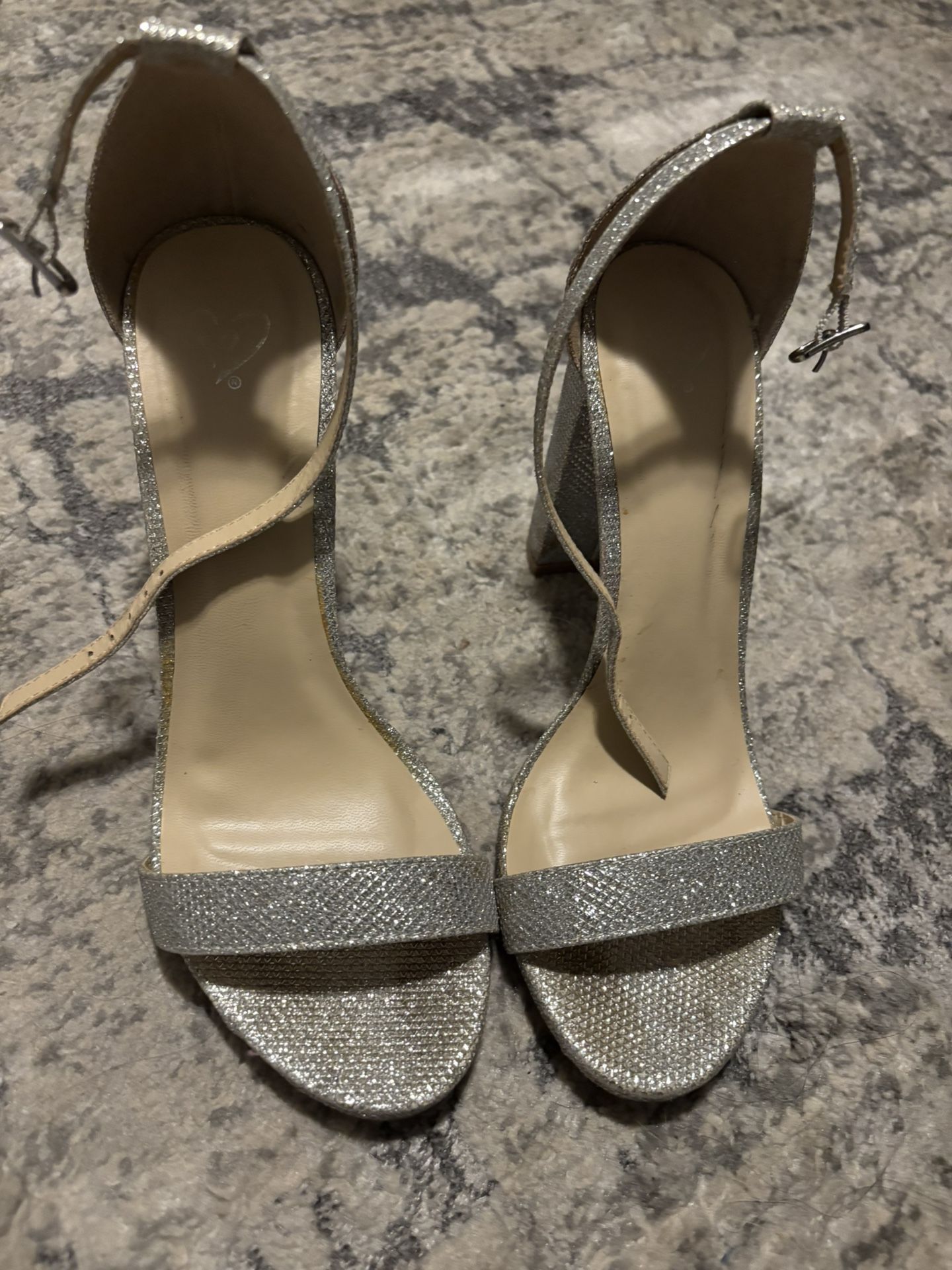 Heels/Dress Shoes
