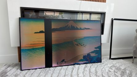 65” Samsung Frame TV - Screen issue! For parts or repair