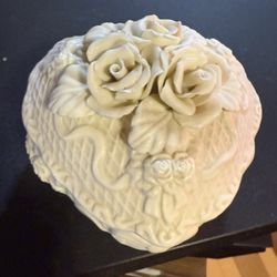 White Porcelain Trinket Box