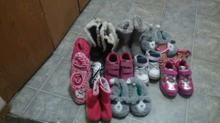 Zapatos para ni a talla 7 8 9 10 yordan puma Carter s old navy for Sale in Burlington WA OfferUp