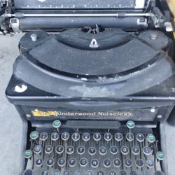 Vintage Typewriter $80