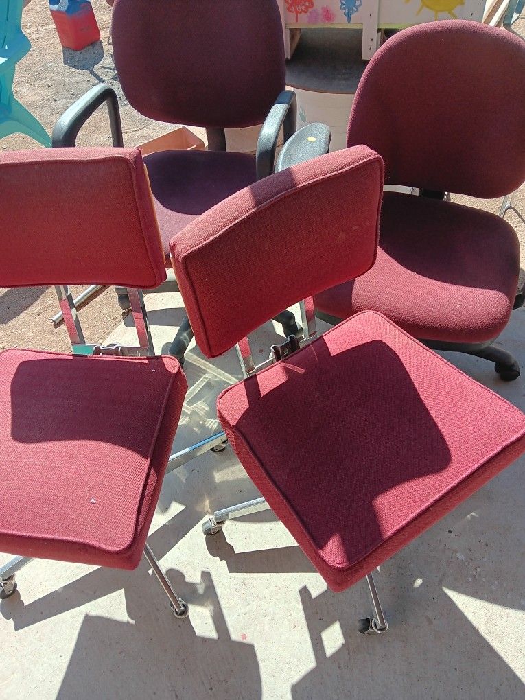 Various Rolling Office Desk Chairs $10 Each