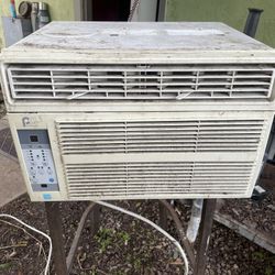 Perfect Aire Window AC Unit