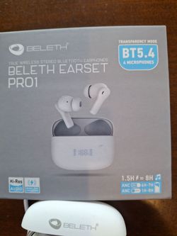 NEW  PRO 1 EAR PODS