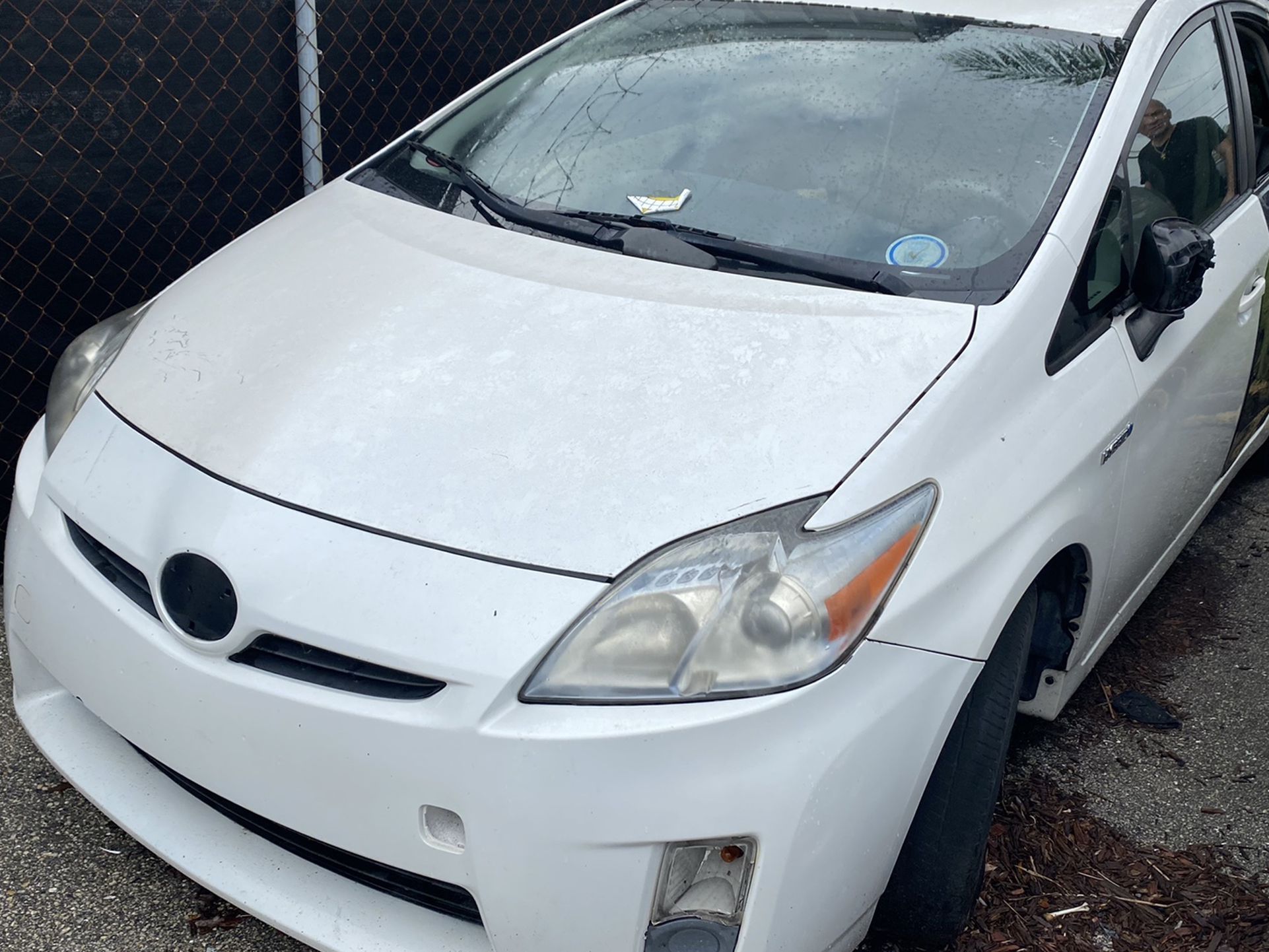 Parting out 2004-2009 Toyota Prius, Make an offer for the whole car or each part.