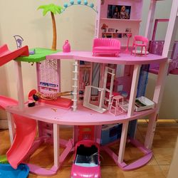 Barbie Dreamhouse with pool