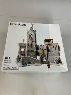 Lego Mountain Fortress 910029