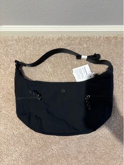 New Slouchy Sling Bag  size: 6 L