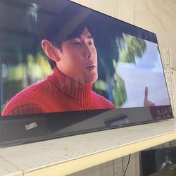 60” Hisense TV