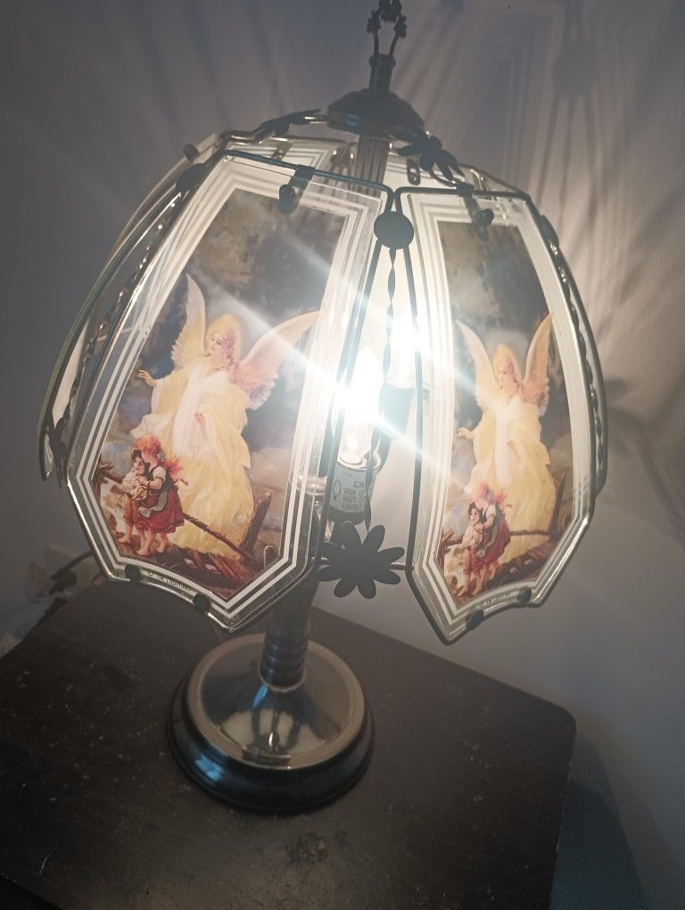 I Have A Really Nice Lamp All The Bulbs Work Angel Wings Nice Artwork Lamp