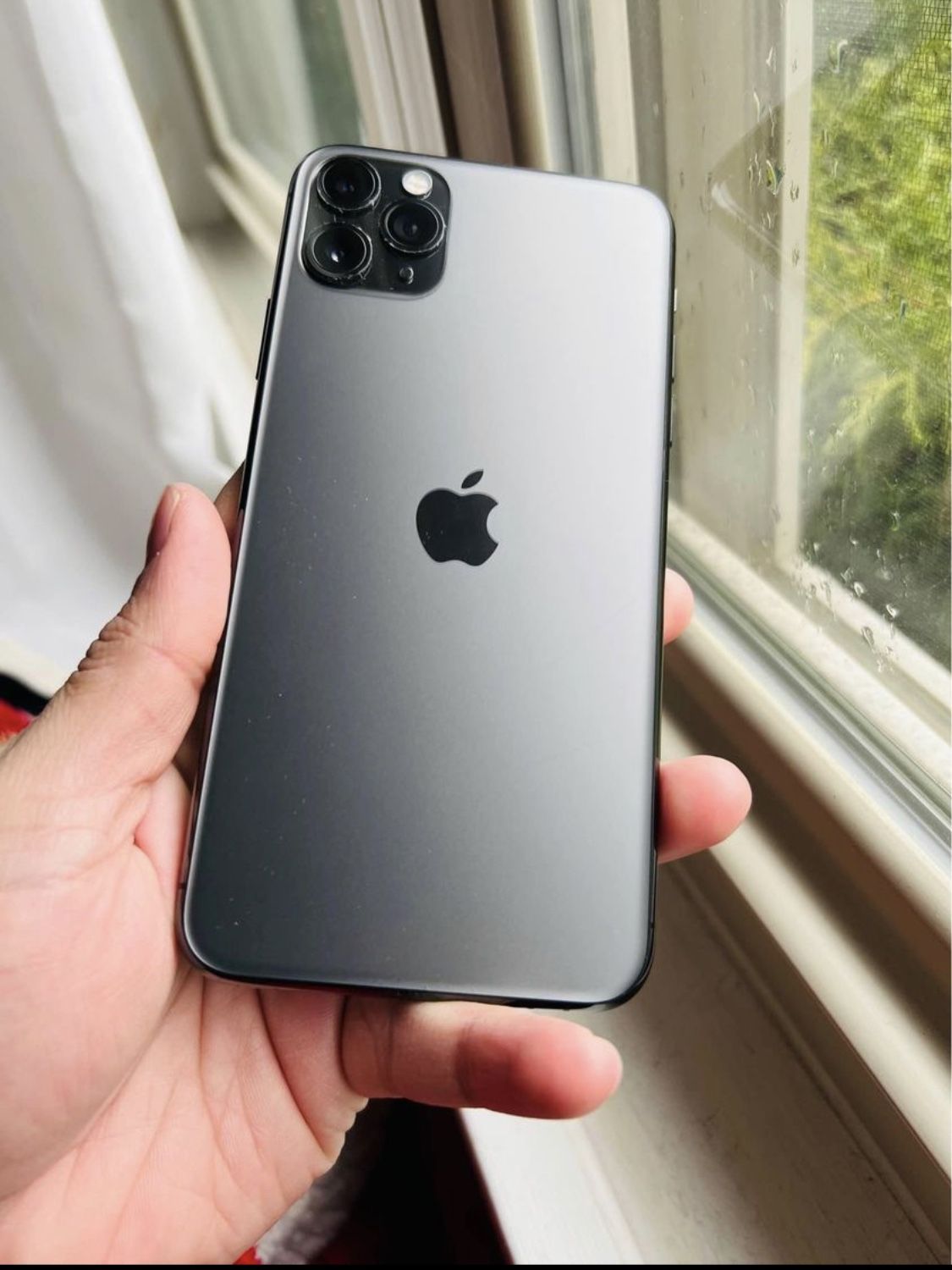 iPhone 11 Pro 64g