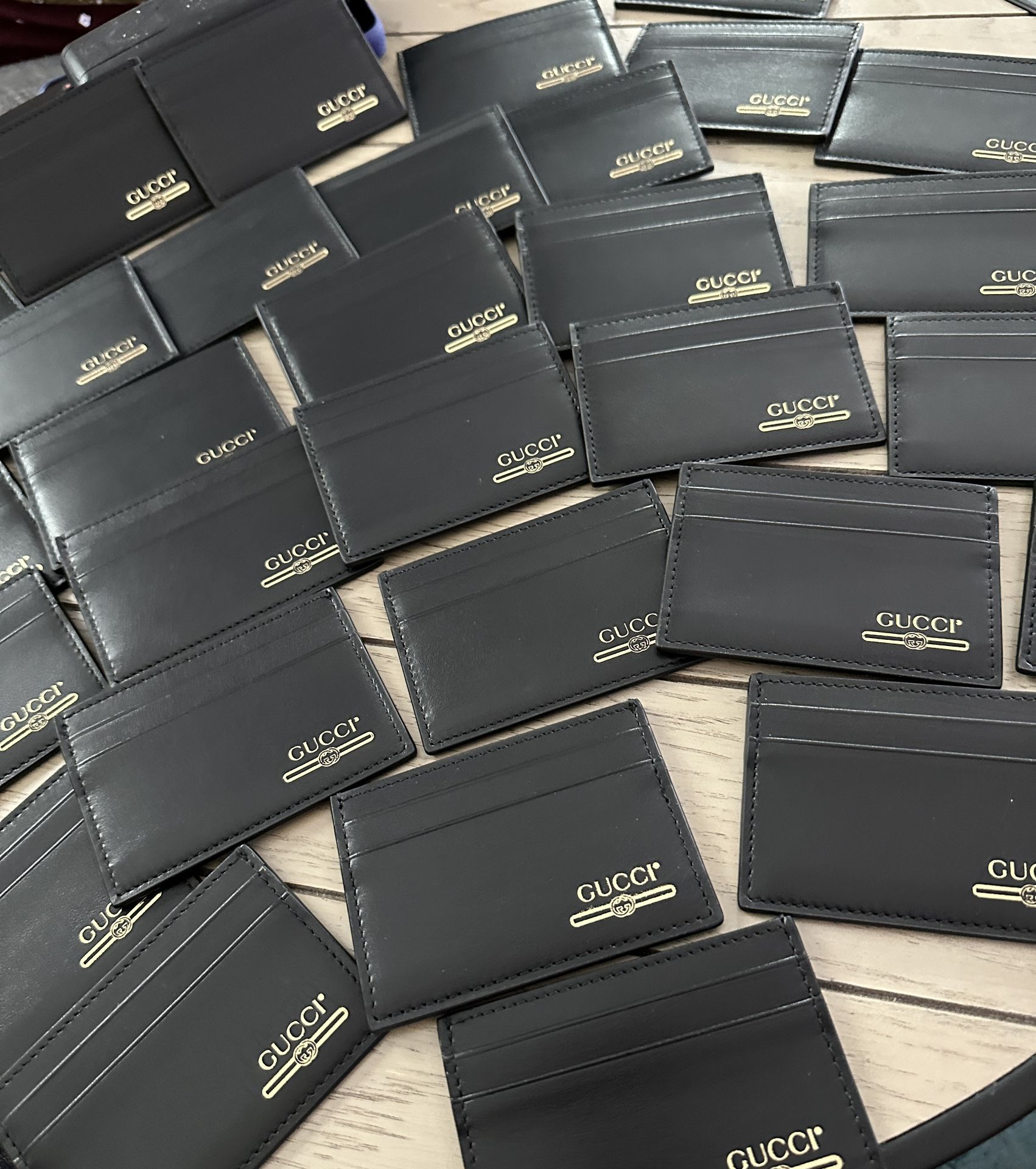 GUCCI WALLETS WHOLESALE, AUTHENTICATED - NEW NO BOX