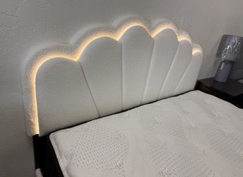 Queen Size Platform Bed Frame With LED Lights