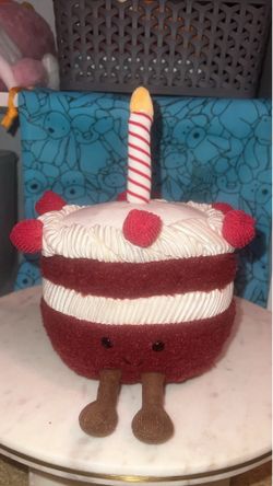Cherri cake jellycat 🍒