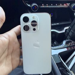 Iphone 16 pro UNLOCKED