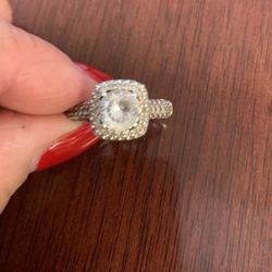 Beautiful White Topaz & Sterling Ring 