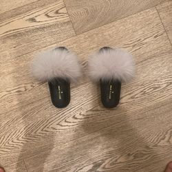 Brand new Patricia Green Size 6 fluff shoes