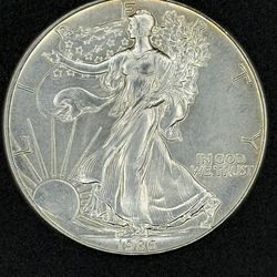 1986 AMERICAN SILVER EAGLE 🦅