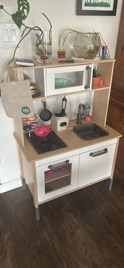 Toy Kitchen
