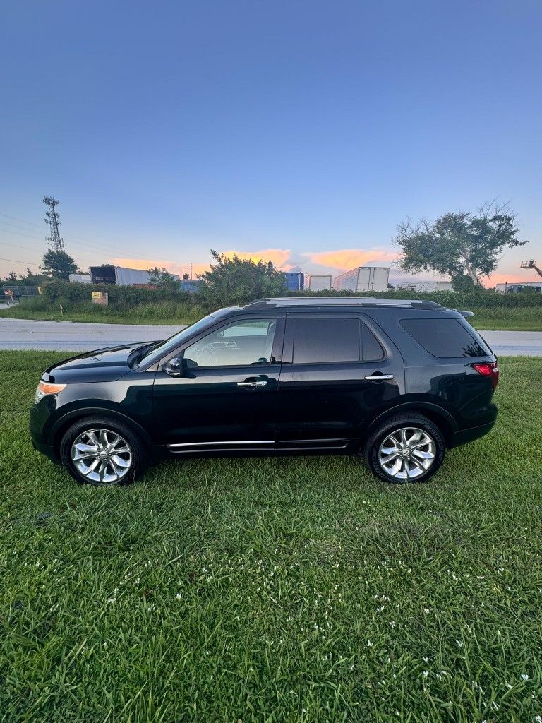 2014 Ford Explorer