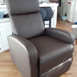 New Brown Leather Recliner Arm Chair 