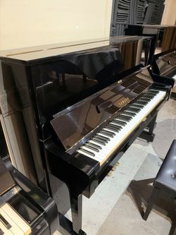 Yamaha U1M Upright Piano - Black, 3-Million Series - $2900 Delivered and Tuned