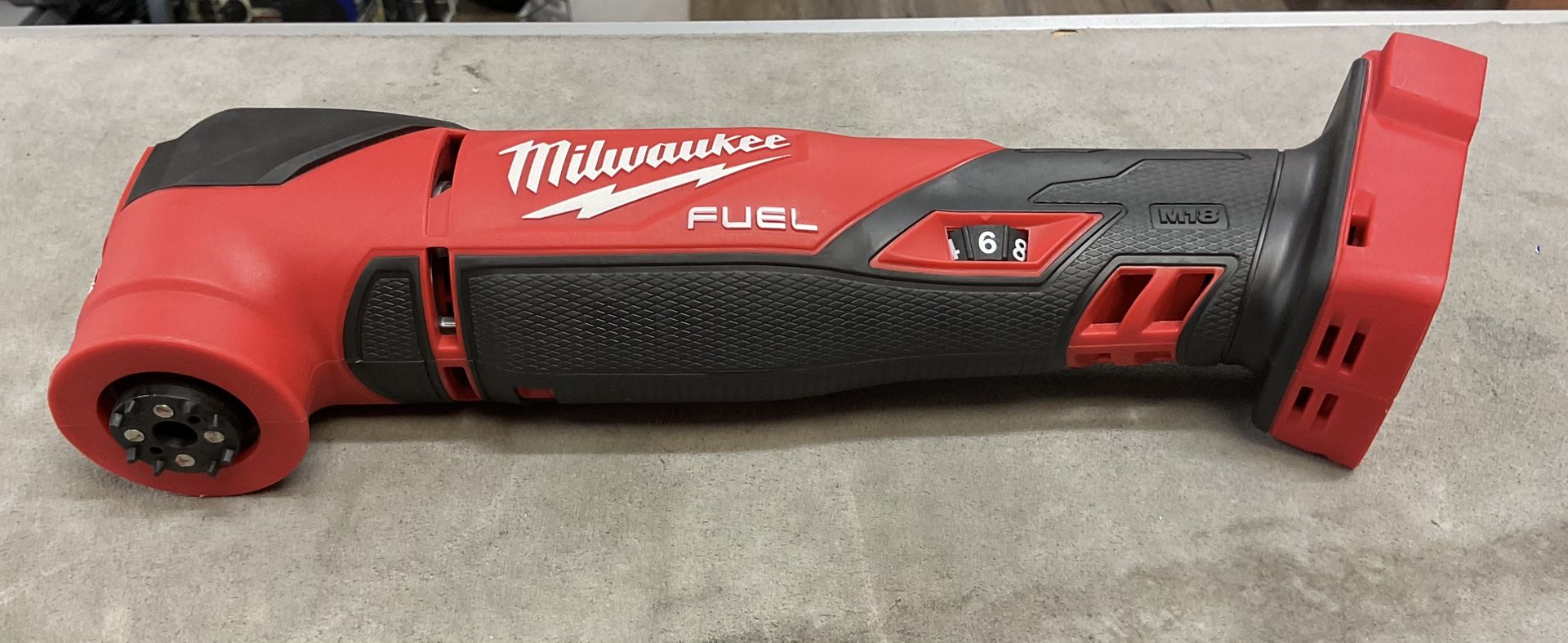 Milwaukee M18 Fuel Brushless Oscillating Multi-tool