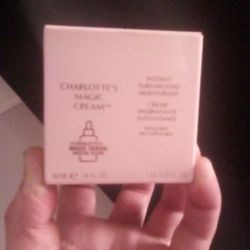 Charlotte's Magic Serum