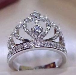 New 18 k white gold engagement ring wedding ring set