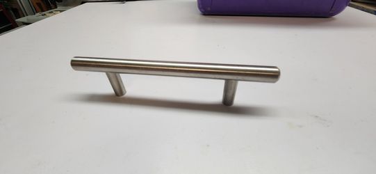 Door Pulls / Drawer Pulls