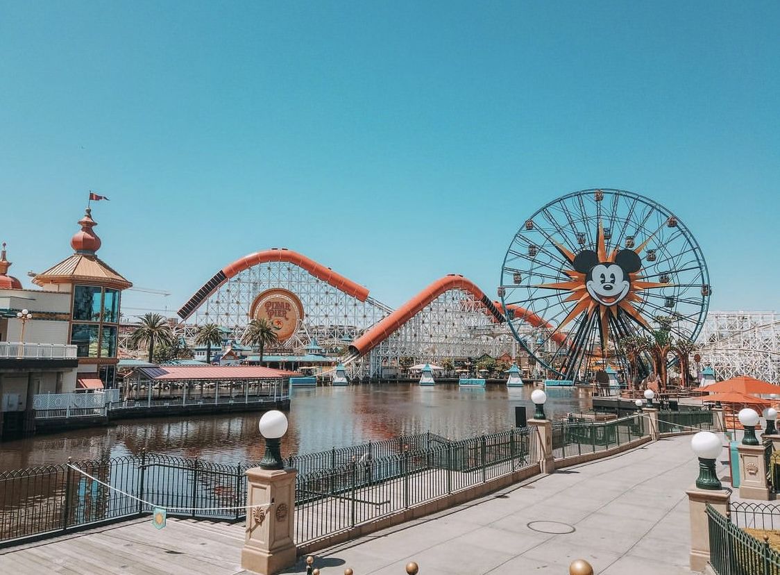 Disneyland Tickets for Sale in Los Angeles, CA - OfferUp