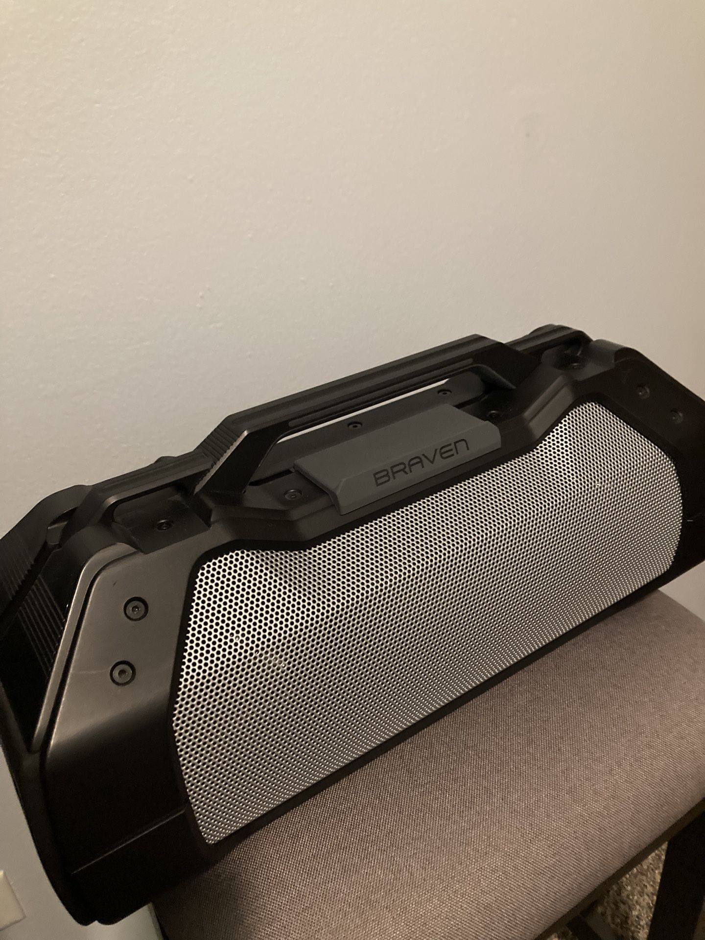 Bravon Bluetooth Speaker