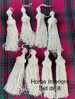Home Interiors Set Of 8 Tassels.