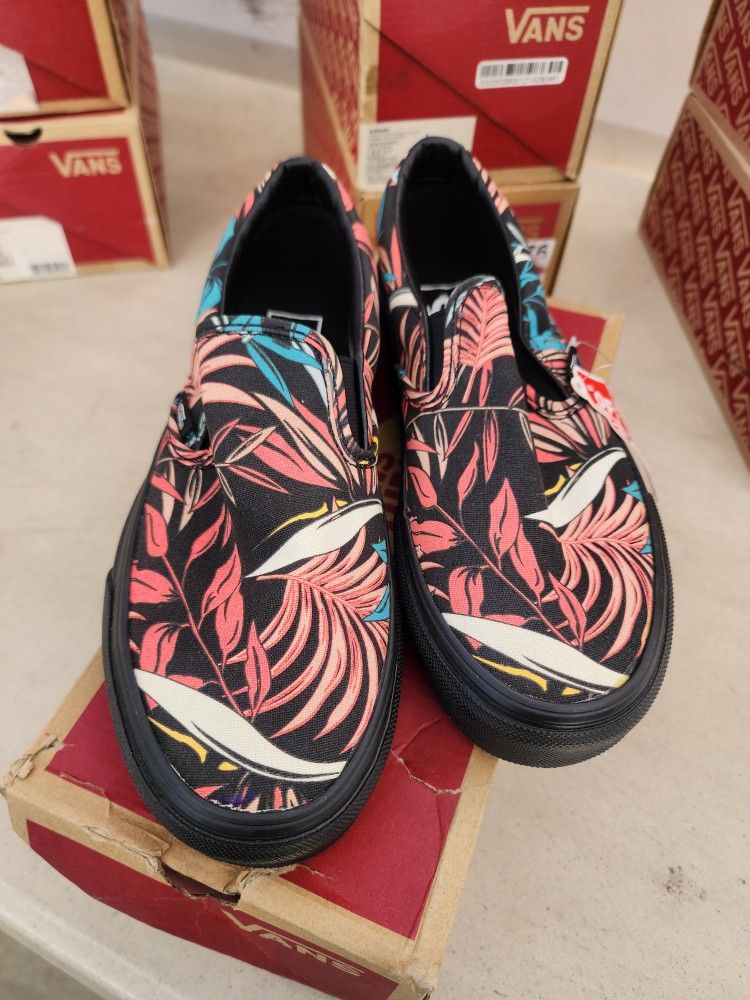 Vans Classic Slip-On Women Shoes