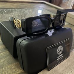 Versace Black Sunglasses 