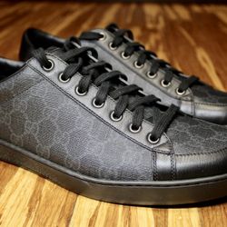 $900 AUTHENTIC GUCCI MEN