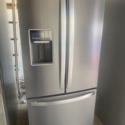 Whirlpool 30” Inches Wide Stainless Refrigerator 