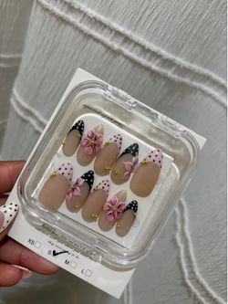Press on Nails