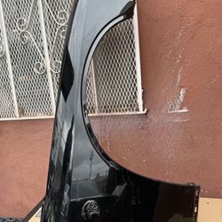 2016-2019-2022 dodge challenger fender RH