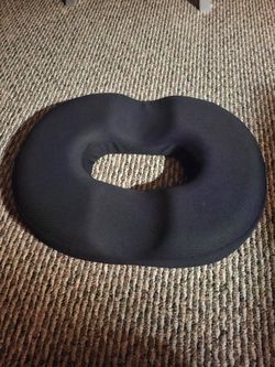 Donut pillow seat
