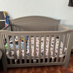 Baby Cribs/toddler Bed