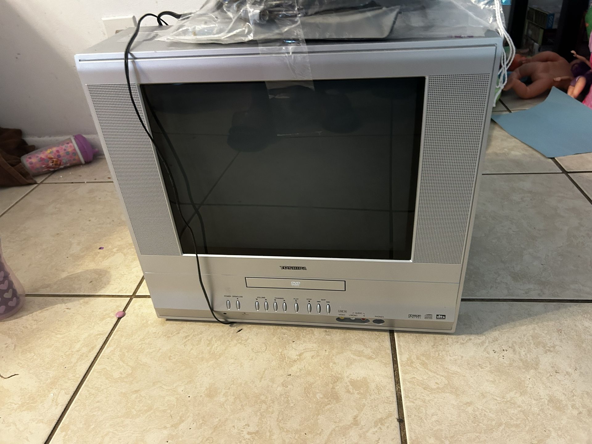 Tv With DVD Player 