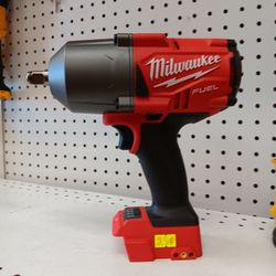 Milwaukee New 1/2" High Torque Impact Wrench 