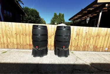 ***50 GALLON RAIN BARRELS***