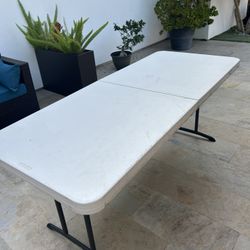 Lifetime Plastic Table 