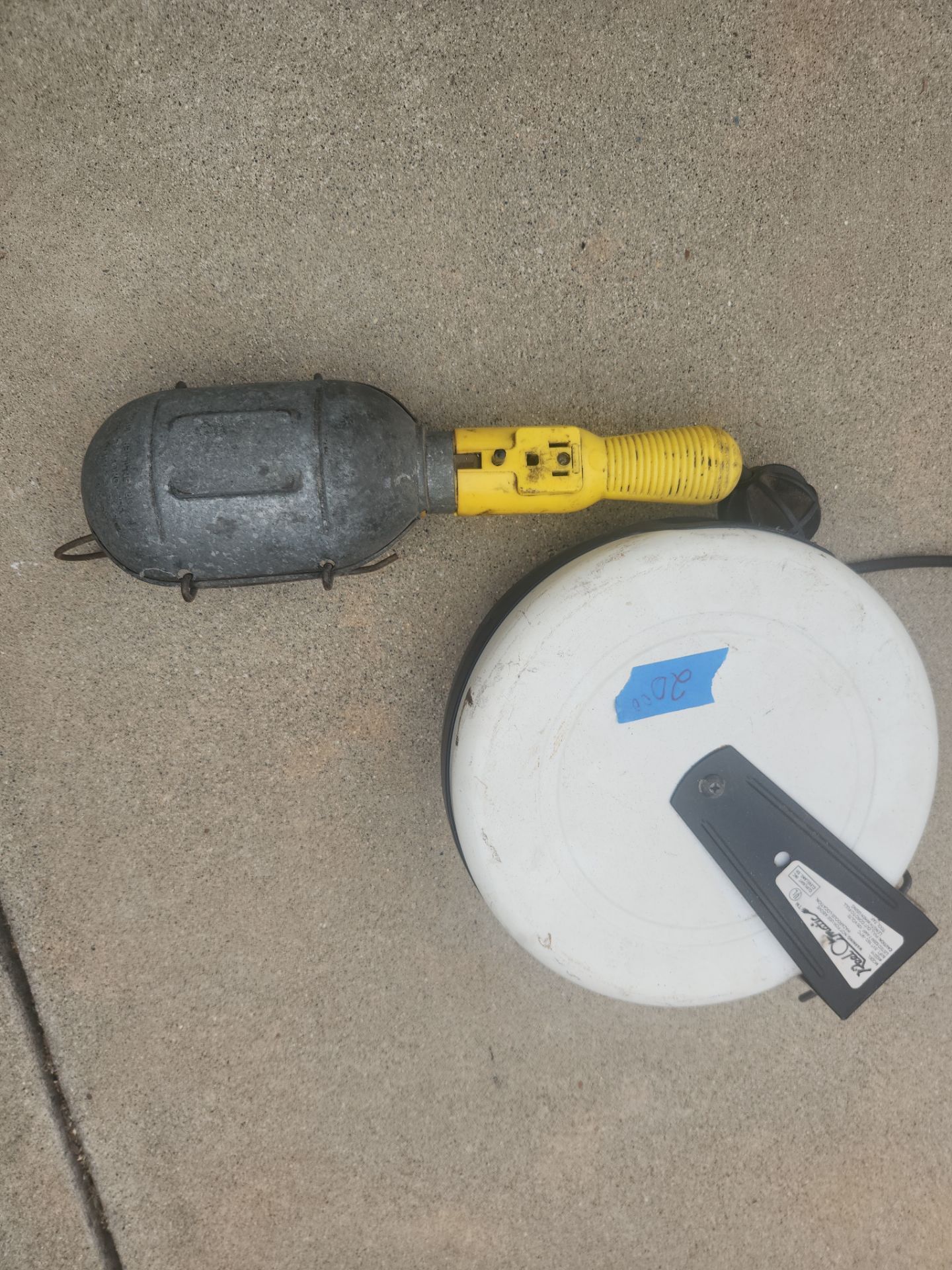 50 ft reel light